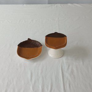 NWT  Two Ceramic Acorn Dish's-